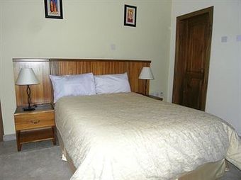 Rayporsh Hotel