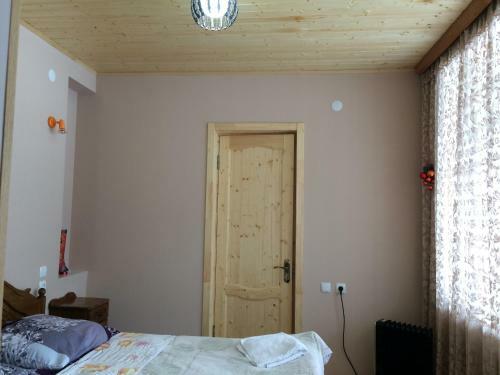 Hostal Sana Guest House
