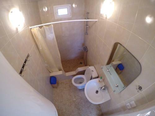 Hostal Guesthouse Lenjeri