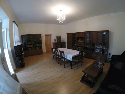Hostal Guesthouse Lenjeri