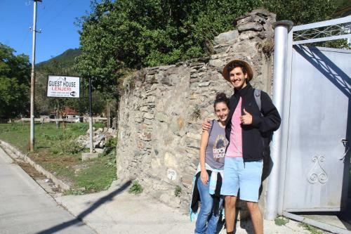 Hostal Guesthouse Lenjeri