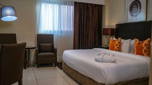 Oak Plaza Hotels East Airport