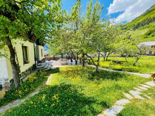 Hostal Ioska's House