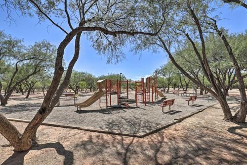 Tucson Retreat With Patio, Yard And Mtn Views!