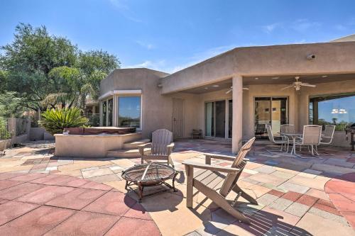 Tucson Getaway With Hot Tub, Fireplace And Office!