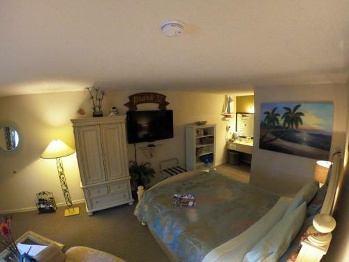 Bed & Breakfast Tradewinds Lodging