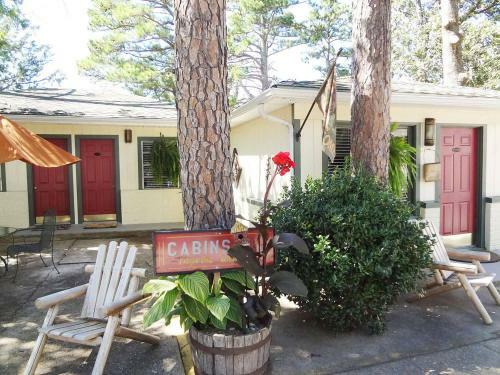 Bed & Breakfast Tradewinds Lodging
