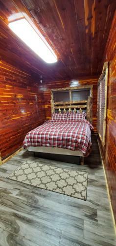 Hotel Log Cabin Inn