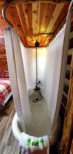 Hotel Log Cabin Inn