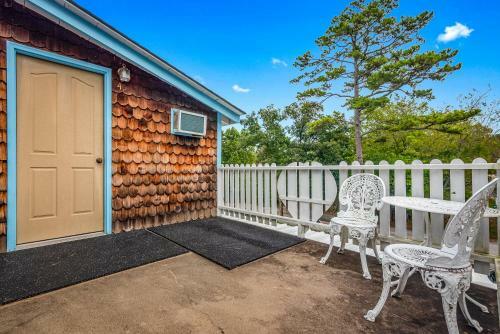 Hotel Log Cabin Inn