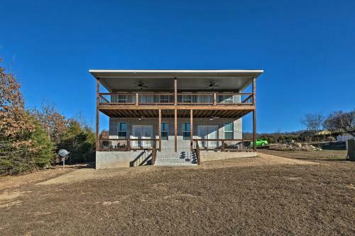 Holiday Island Beaver Lake Escape With Views!