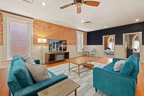 Apartamento The Central Loft - On Town Square! Best Located Property