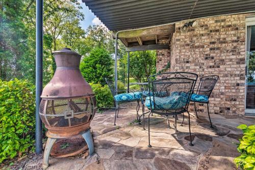 Lakefront Hot Springs Home With Hot Tub And Dock!