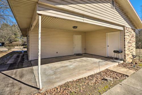 Charming Heber Springs Home Near Greers Ferry Lake