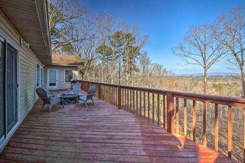 Relaxing Hot Springs Retreat With Gas Fireplace