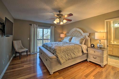 Relaxing Hot Springs Retreat With Gas Fireplace