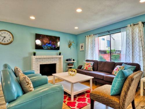 Suite Escapes 10