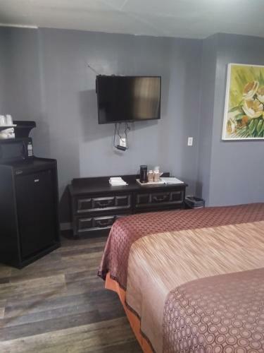 Hotel Modoc Inn