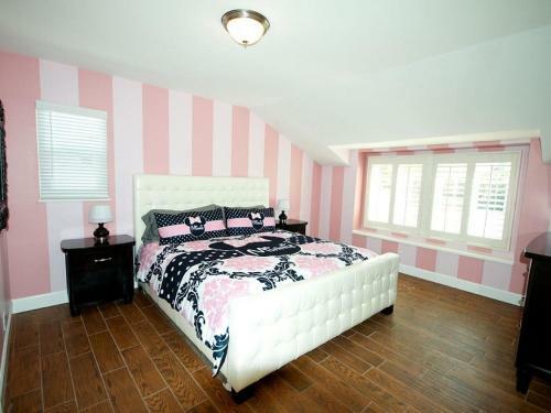 Minnie's House