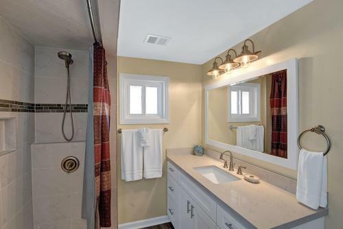 373 East Whittley By Catalina Vacations