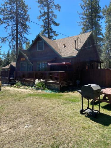 Aparthotel Golden Bear Inc