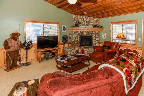 Moonridge Mountain Retreat-1876 By Big Bear Vacations