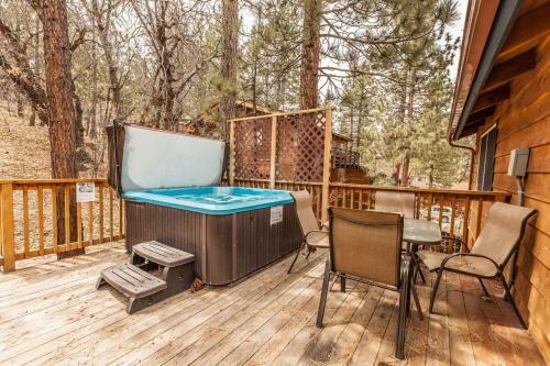 Bear Claw Cabin