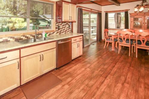 Starview Escape-1782 By Big Bear Vacations