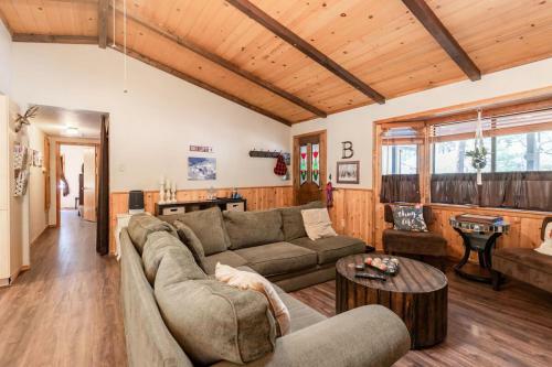 Alpine Trail - 1941 By Big Bear Vacations
