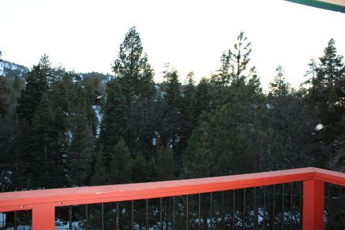 A-frame Delight Is A Beatiful Recently Remodeled Home, Super Close To The Slopes!