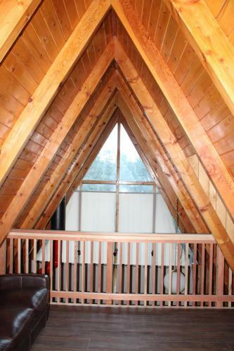 A-frame Delight Is A Beatiful Recently Remodeled Home, Super Close To The Slopes!