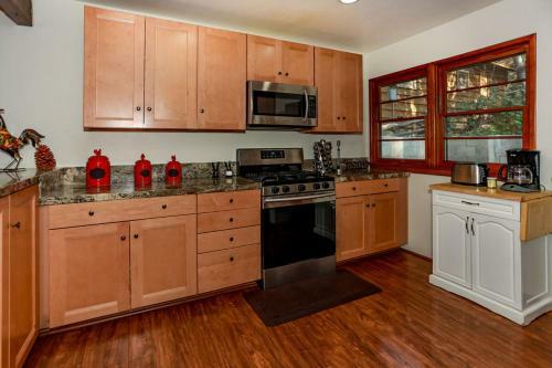 Plymouth Chalet - 1963 By Big Bear Vacations