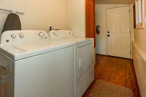 Plymouth Chalet - 1963 By Big Bear Vacations