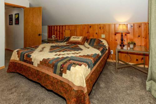 Plymouth Chalet - 1963 By Big Bear Vacations