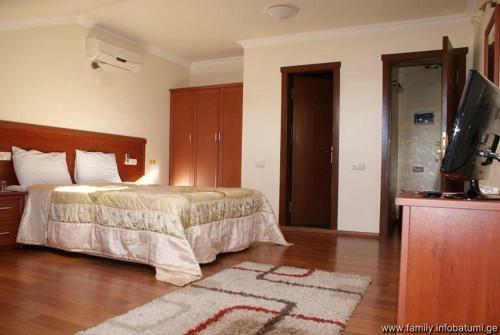Family Hotel
