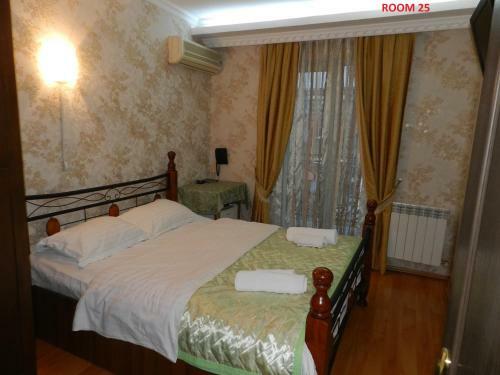 Hostal Hotel Elegant