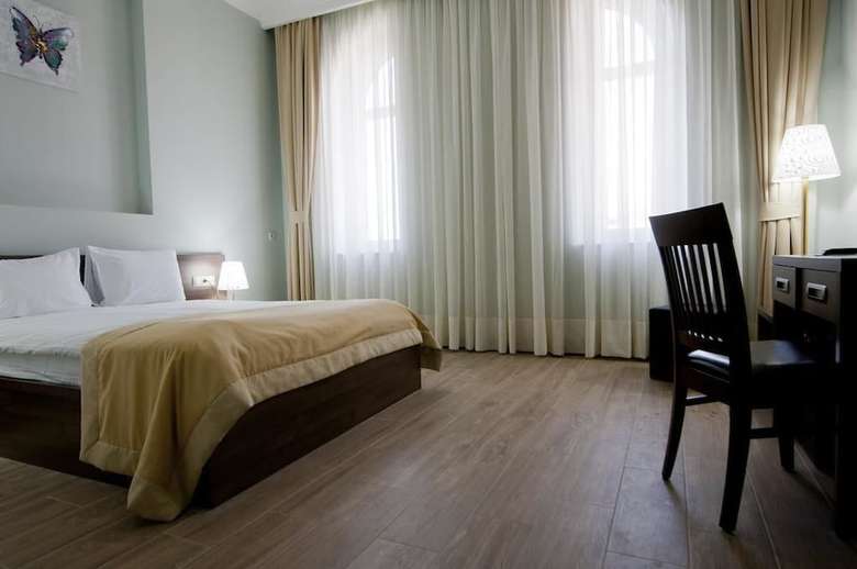 Hotel O. Galogre