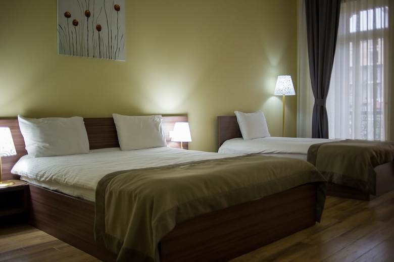 Hotel O. Galogre