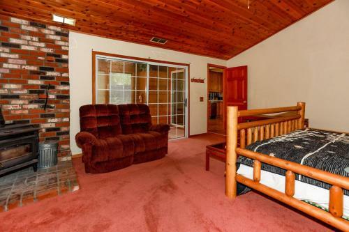 Finch Retreat - 1932 By Big Bear Vacations