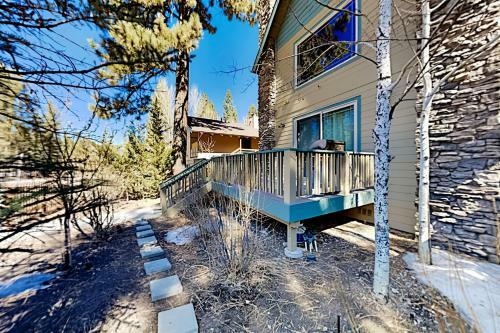 Apartamento All-suite Retreat - 2 Adjacent Units - Hot Tubs Duplex