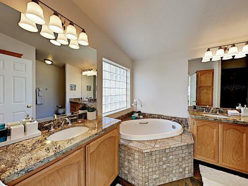 New Listing! Stunning Beach Getaway With Ocean Views Home