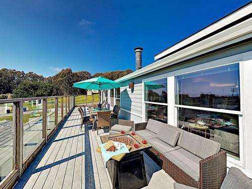 New Listing! Stunning Beach Getaway With Ocean Views Home