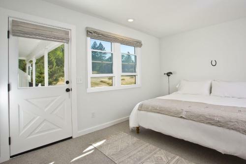 Tranquil Calistoga Retreat Home