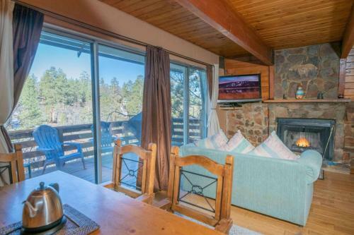 Bear Claw Inn