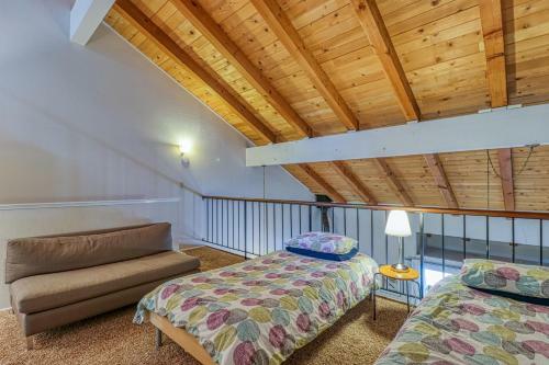 2 Bed 2 Bath Apartment In Carnelian Bay