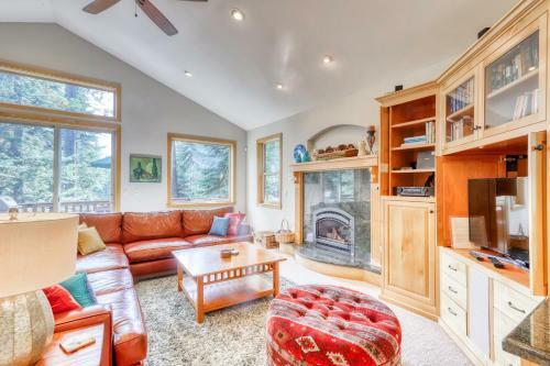 Agate Road Retreat