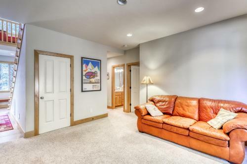 Agate Road Retreat