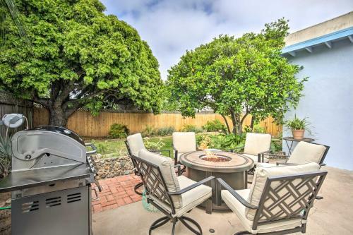 Modern Coastal Home - 1 Mile To Beach And Town!