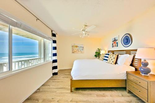 Cb-244d Ocean Point Carlsbad 3 Units