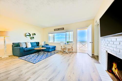 Cb-244d Ocean Point Carlsbad 3 Units